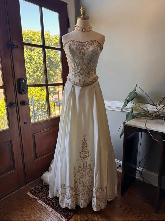 Vintage Strapless Satin Gold Embroidery A-Line Wedding Dress DP8425