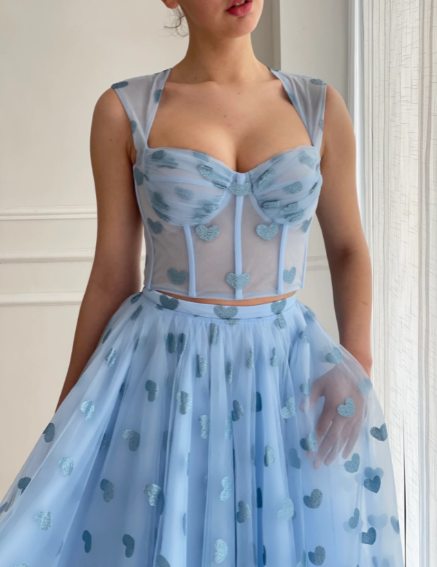 Blue Hearts’ Gowns,DS4331