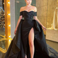 Schwarzes schulterfreies Ballkleid mit Schlitz, EQ9662