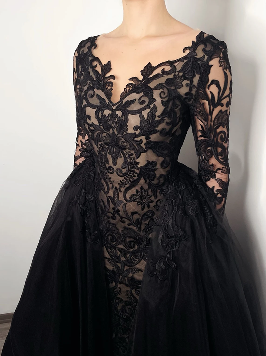 Gothic Black and Beige A line lace dress with a detachable tulle skirt,DS9581