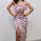 Robe de bal bustier chic à plumes et fente sur le devant, DS4611