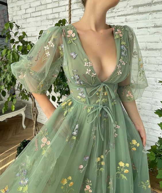 Flourishing Meadow Midi Dress,DS4107