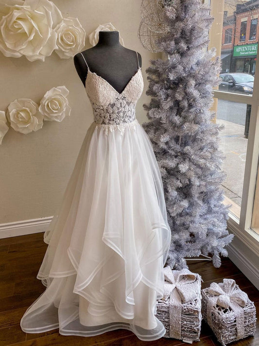 Robe de bal longue en tulle et dentelle blanche à col en V, robe de soirée en dentelle blanche, DS4522